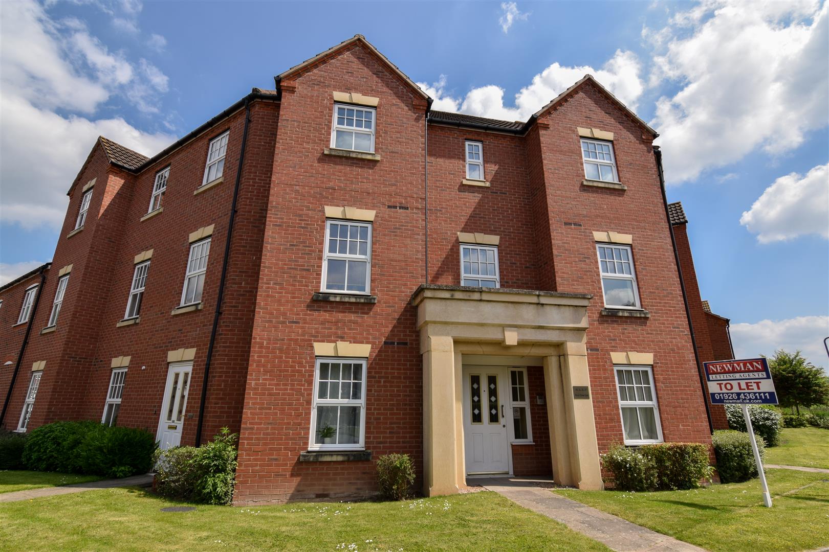 25, Price Close East, Warwick